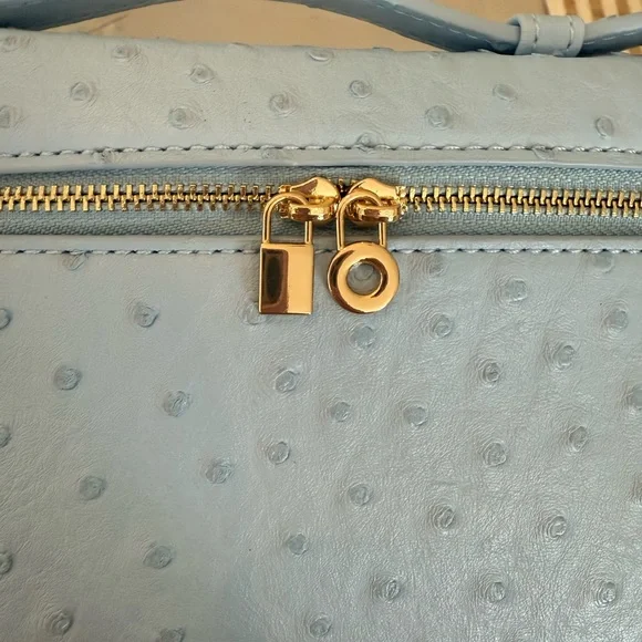 Faux Ostrich Pochette Bag - Picture 4 of 8